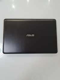 Лаптоп Asus R540L