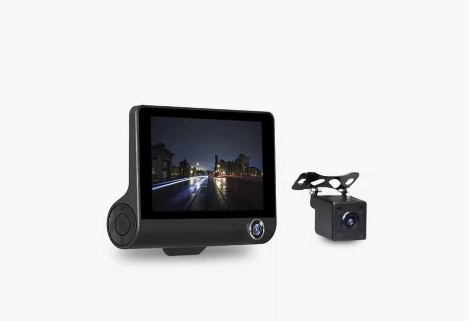 Видеорегистратор автомобильный с 3 камерами HD качество+ Flash32Gb
