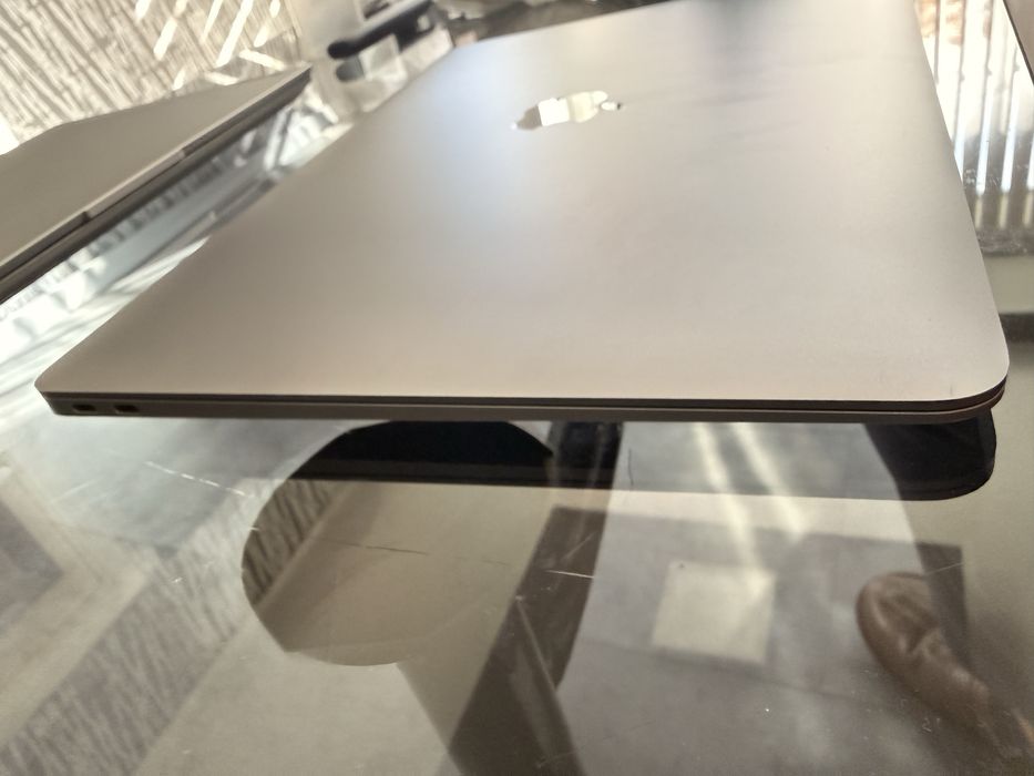Macbook Air 13.3 16 gg Ram 512 gb SSD