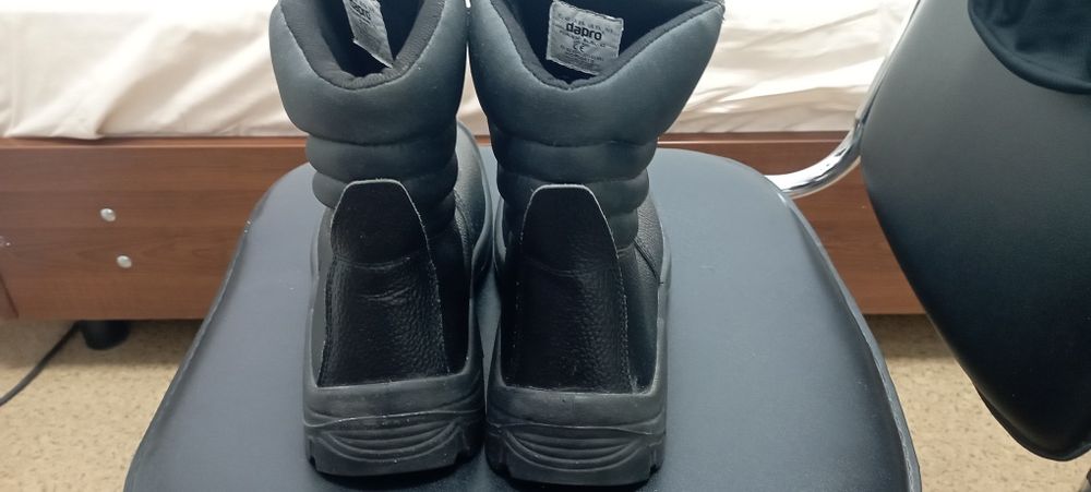 Спец ботинка новые