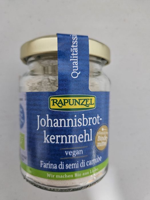 Faina din samburi de roscove