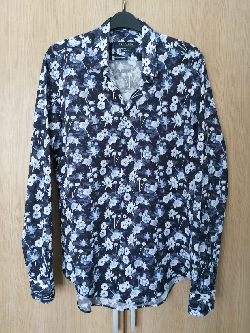 Camasa Slim Fit Zara pe albastru cu model floral (M)