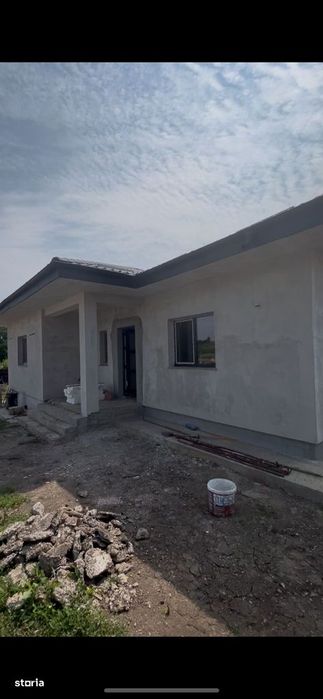 Casa noua, caramida, Letcani-Cogeasca