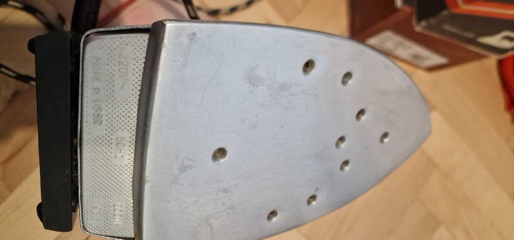 Стара руска ютия работеща