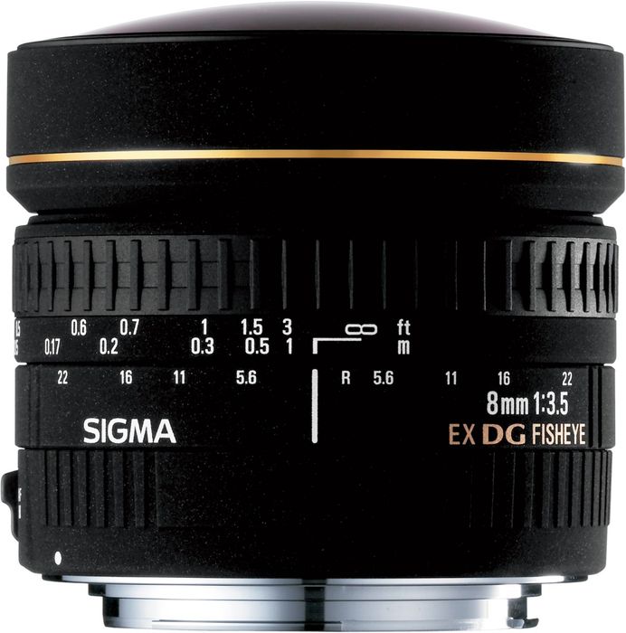 Обективът Sigma 8mm f/3.5 EX DG Fisheye Canon EF Fit е в отлично състо