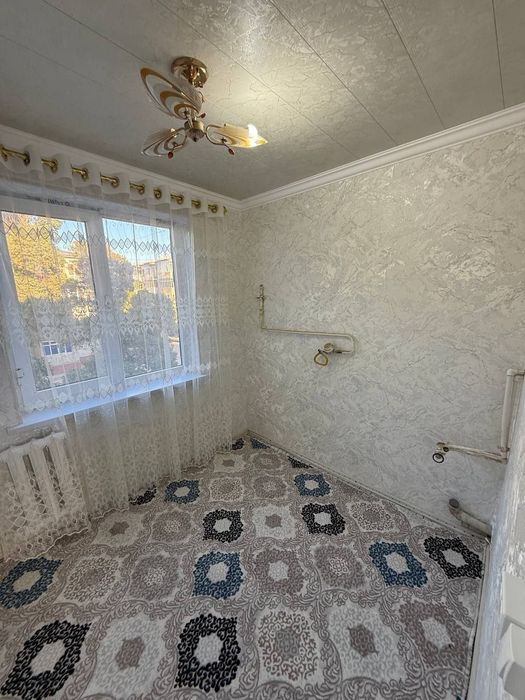 Srochno 1-xonali uy sotiladi. 26900$