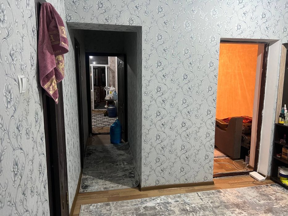 Tinchlik ofis oldida.Hamma qulayliklarga ega Dom sotiladi.