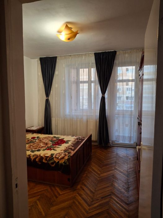 Apartament cu 2 camere de inchiriat-zona Rotonda,Craiova