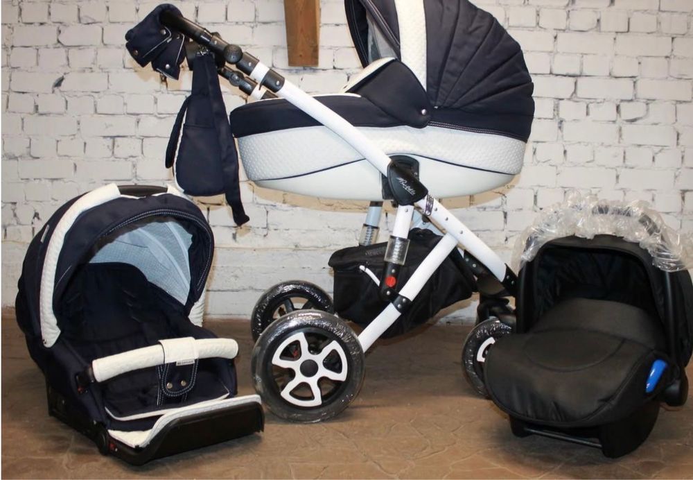 Коляска  детская 3 в 1