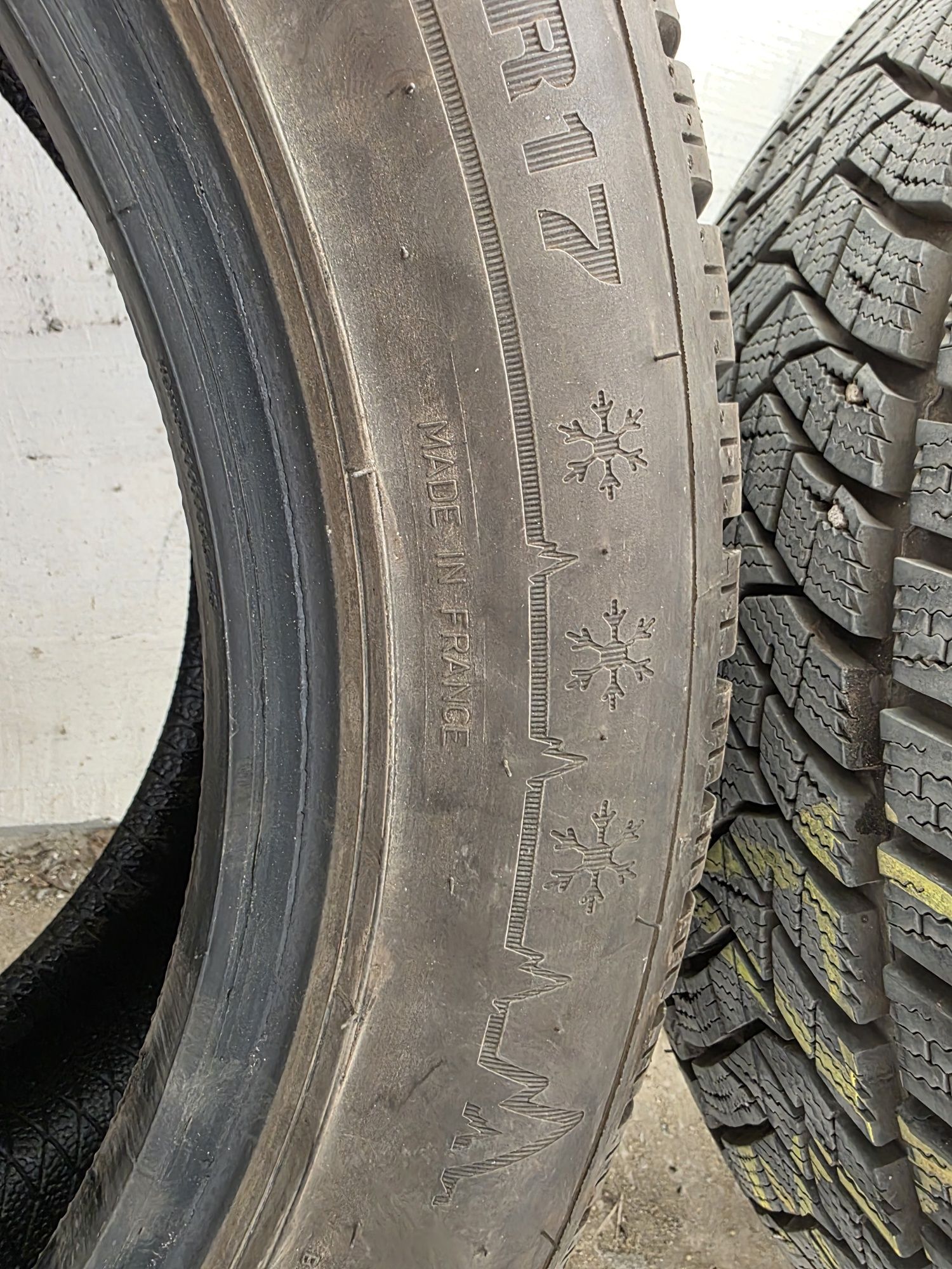 Зимни гуми Dunlop 215/55/R17 Winter Sport