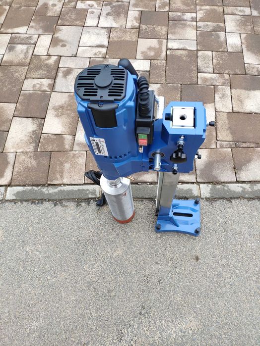 Carota 3650W Beton 2 freze incluse 52+112mm ,cheie 41 pompa Colector