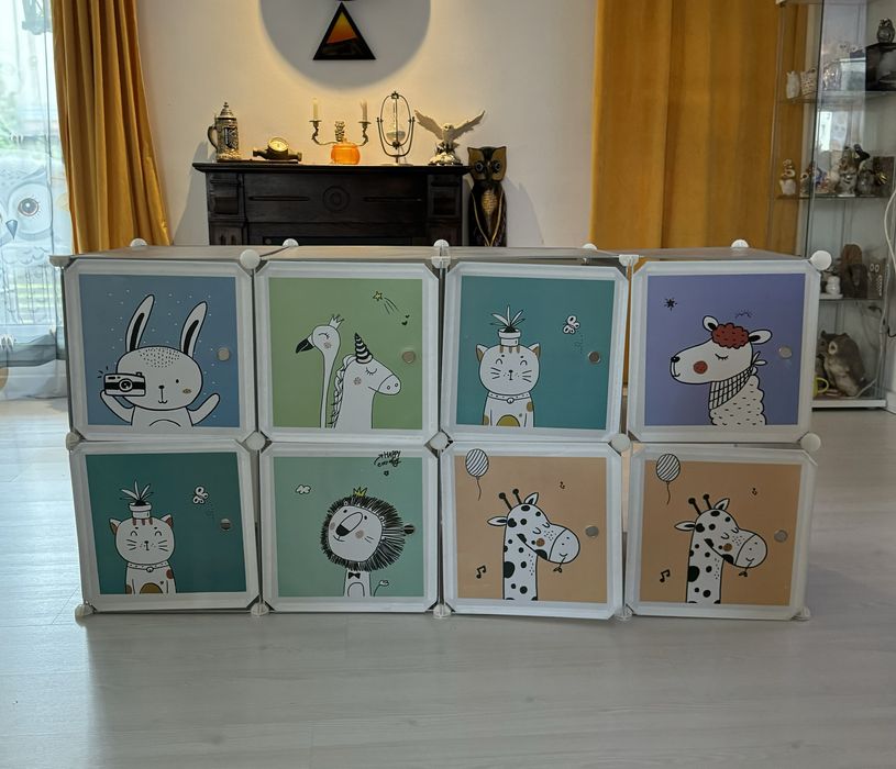 Dulapior modular pentru  jucarii