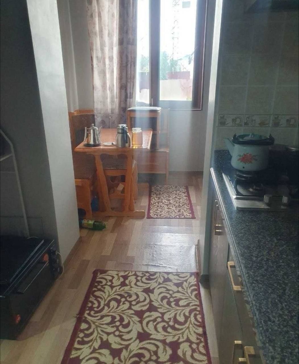 Срочно Продаётся Саракулька  3/4/4 с мебелью техникой локации топ