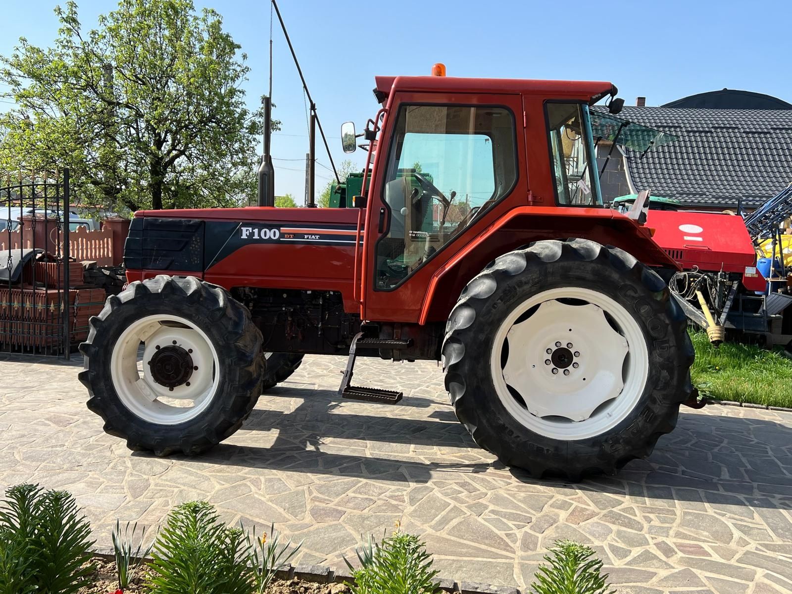 Tractor Fiat Fitagari F 100