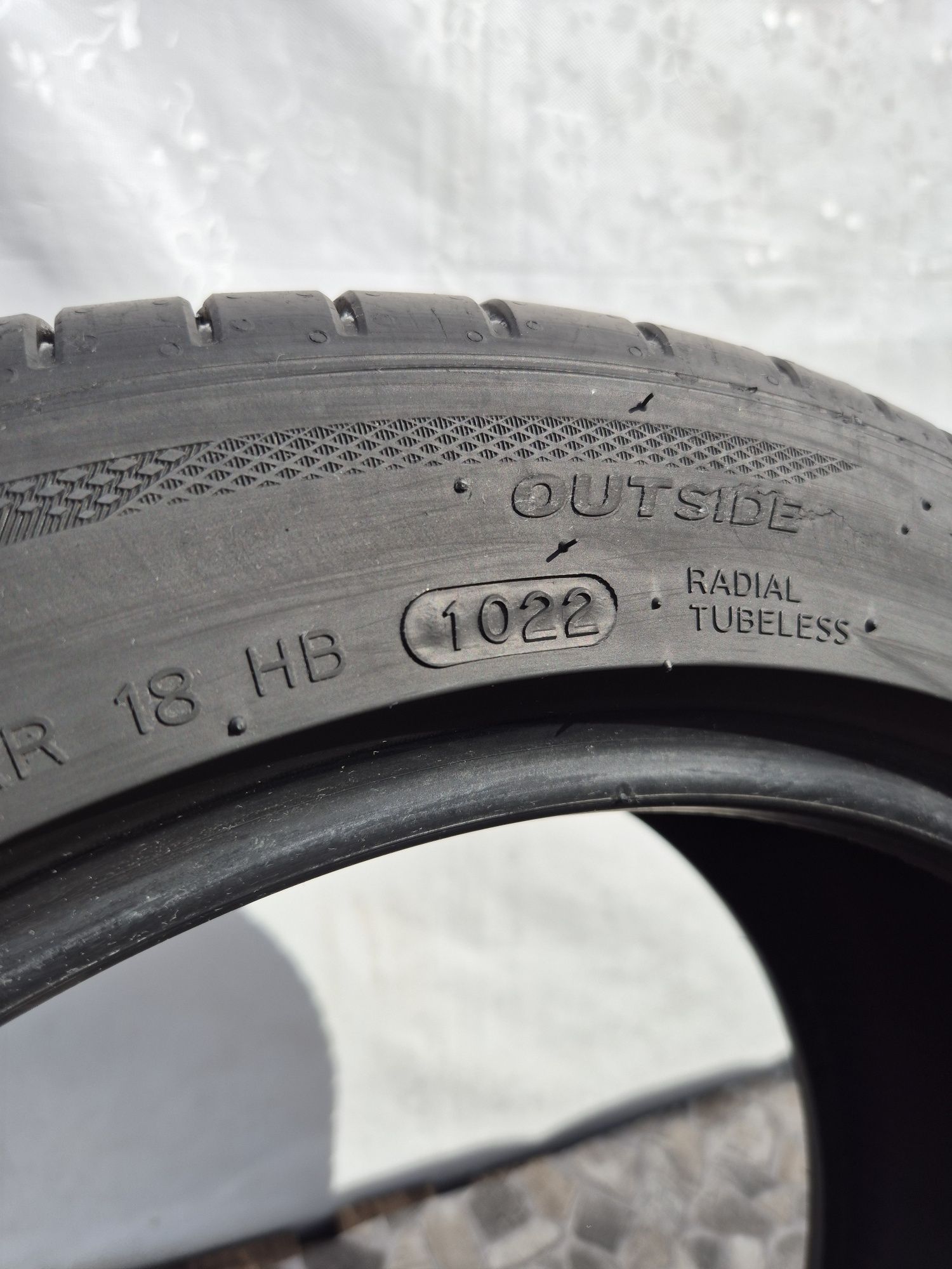 4бр 225 45 17 Hankook летни 22г