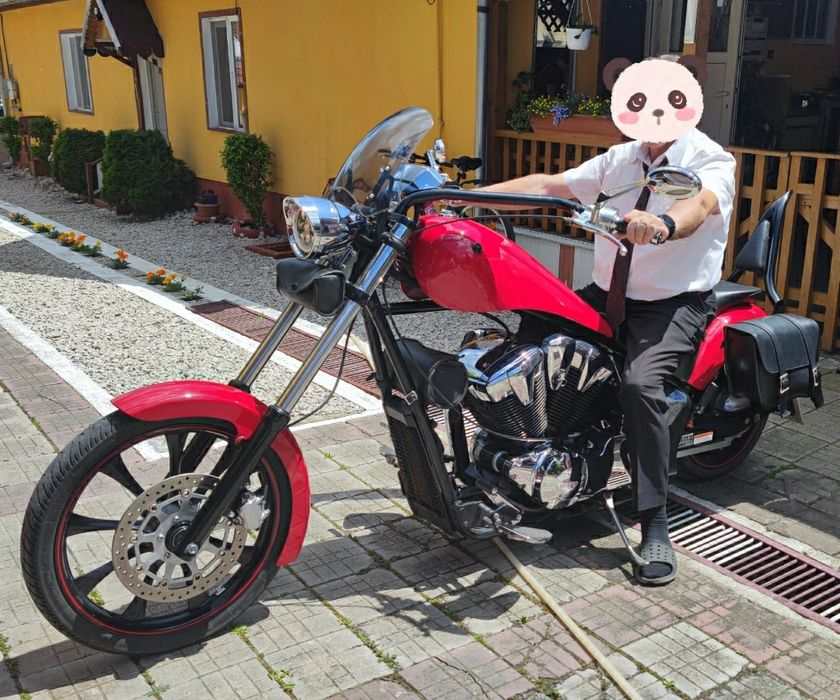 Honda Fury custom chopper VT1300 cruiser intruder vulcan Harley