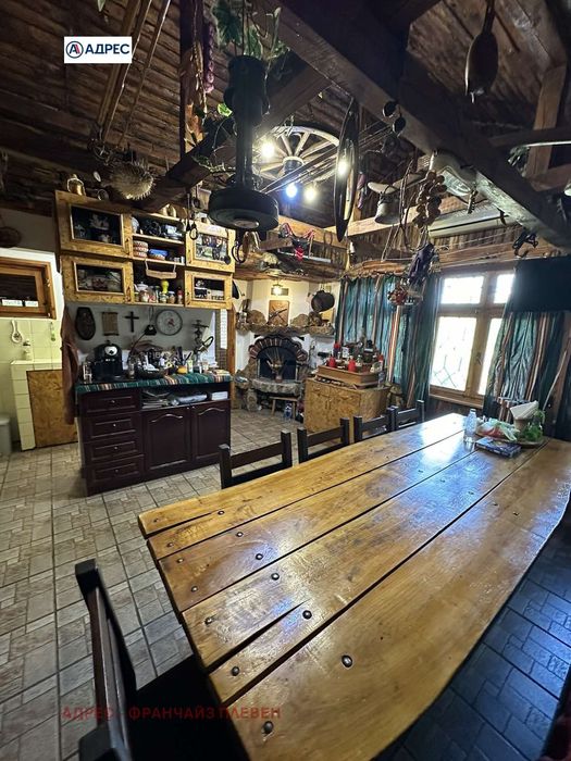 Къща в Плевен, област-с.Садовец площ 105 цена 110000