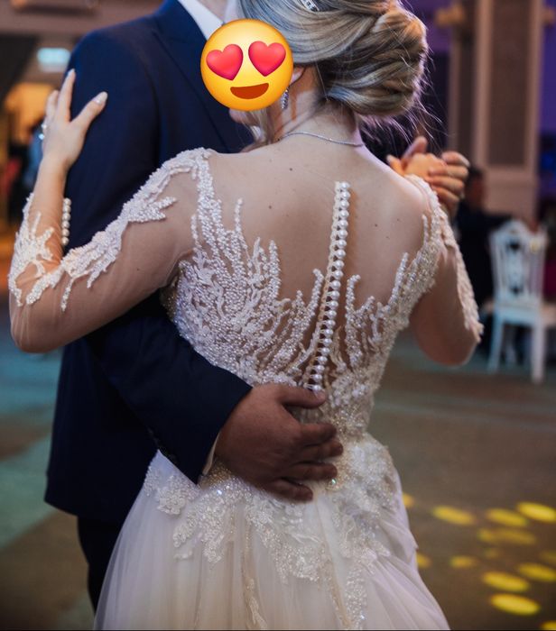 Vând rochie de mireasă