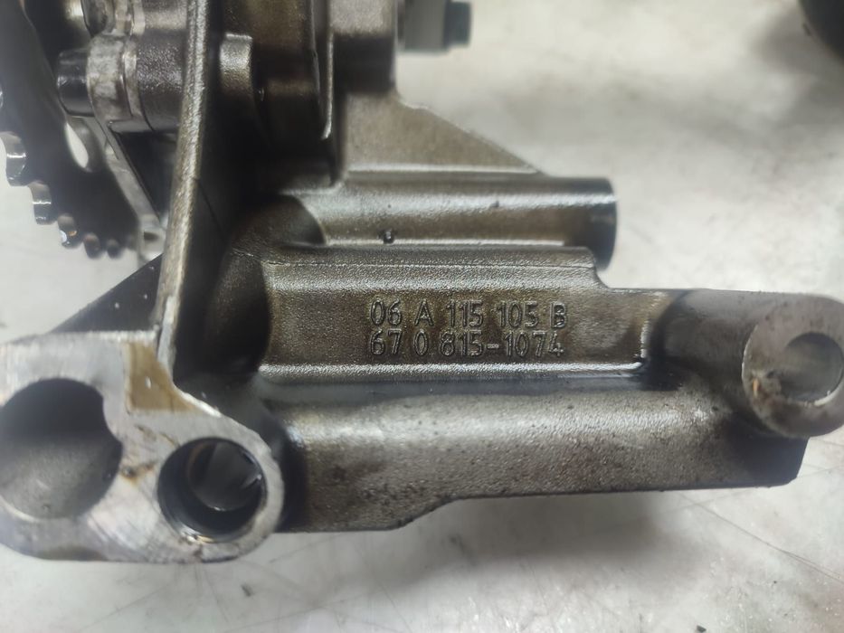 Pompa ulei 1.9 tdi auy alh ajm 06a115105b 670815-1074 Audi A3 8P [200