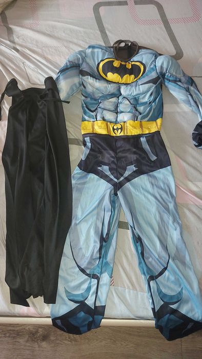 Продам новогодние костюмы