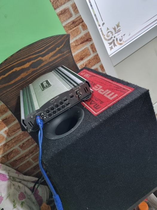 Vând swboofer cu tot cu stație perfect f