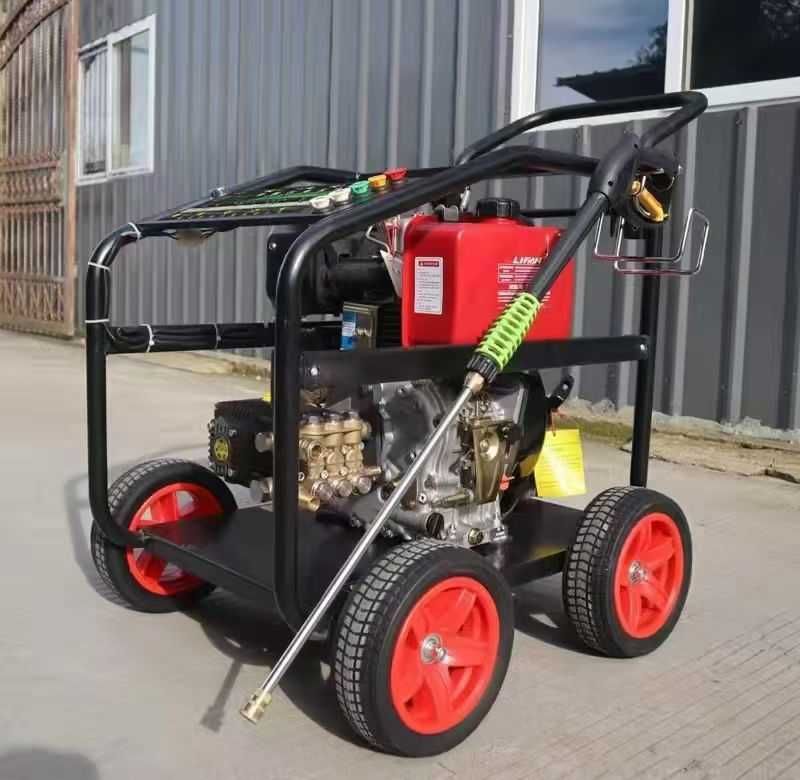 Pompa de spalat cu presiune 15HP cu motor disel Visoli