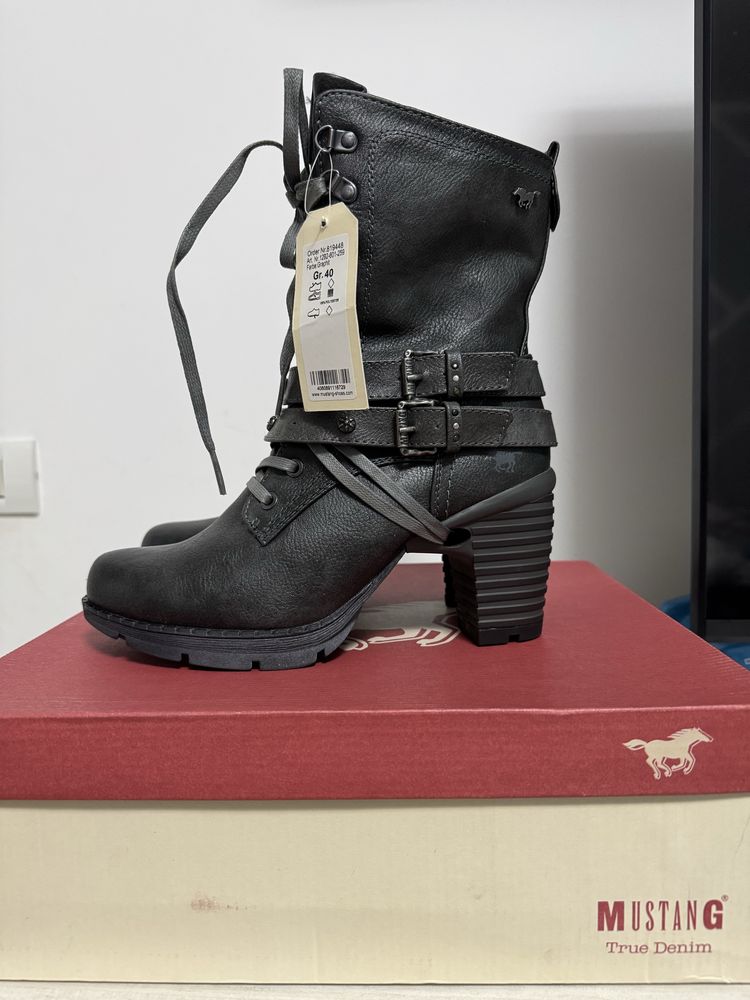 Ghete/ botine cu toc masiv - Mustang
