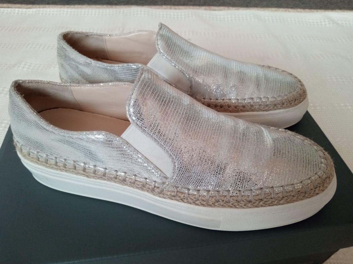 Zara Women Silver piele mărimea 39 ca noi