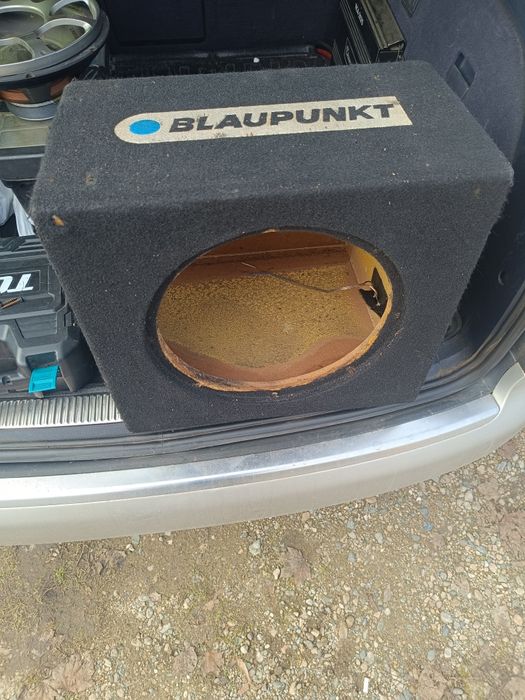 Кутия бас каса 12