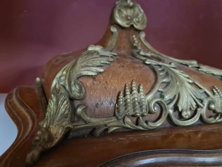 Ceas de perete din lemn si bronz, stil Baroc sec. 19