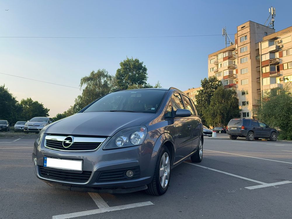 Opel Zafira B 1.9CDTI - 7местна