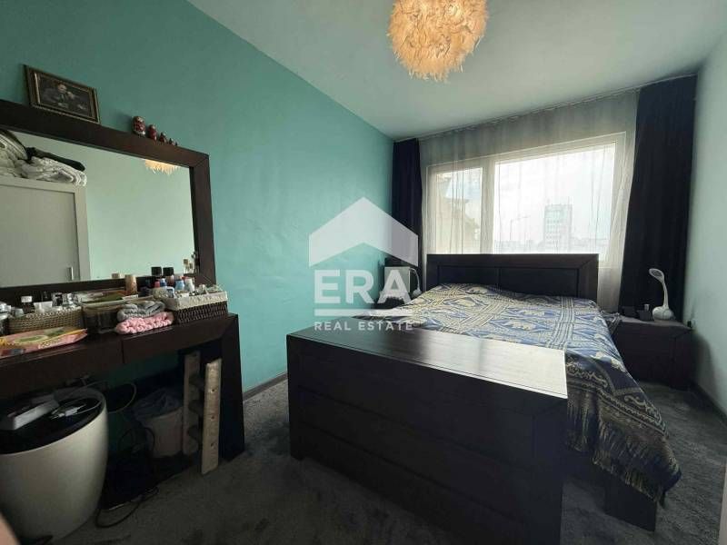 Двустаен, ексклузивен, югоизточен апартамент за продажба, с отделна ку