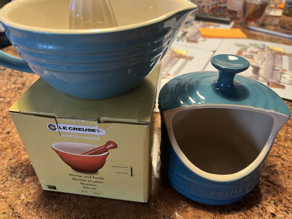 Le creuset set 3 piese- salt pig- mojar - storcator citrice!