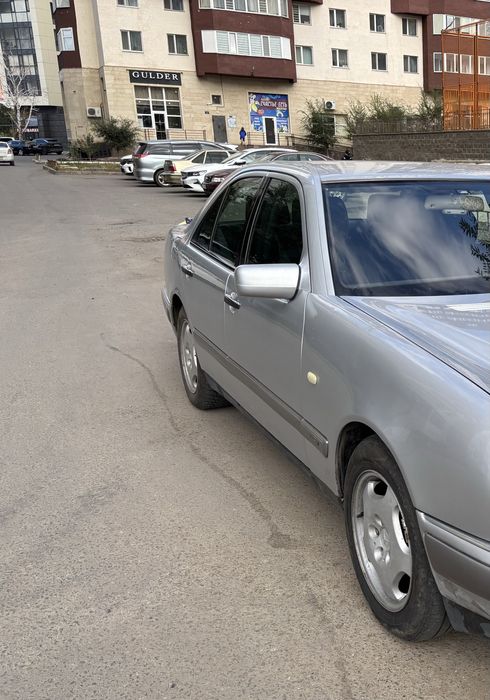 Продам резину шипованную