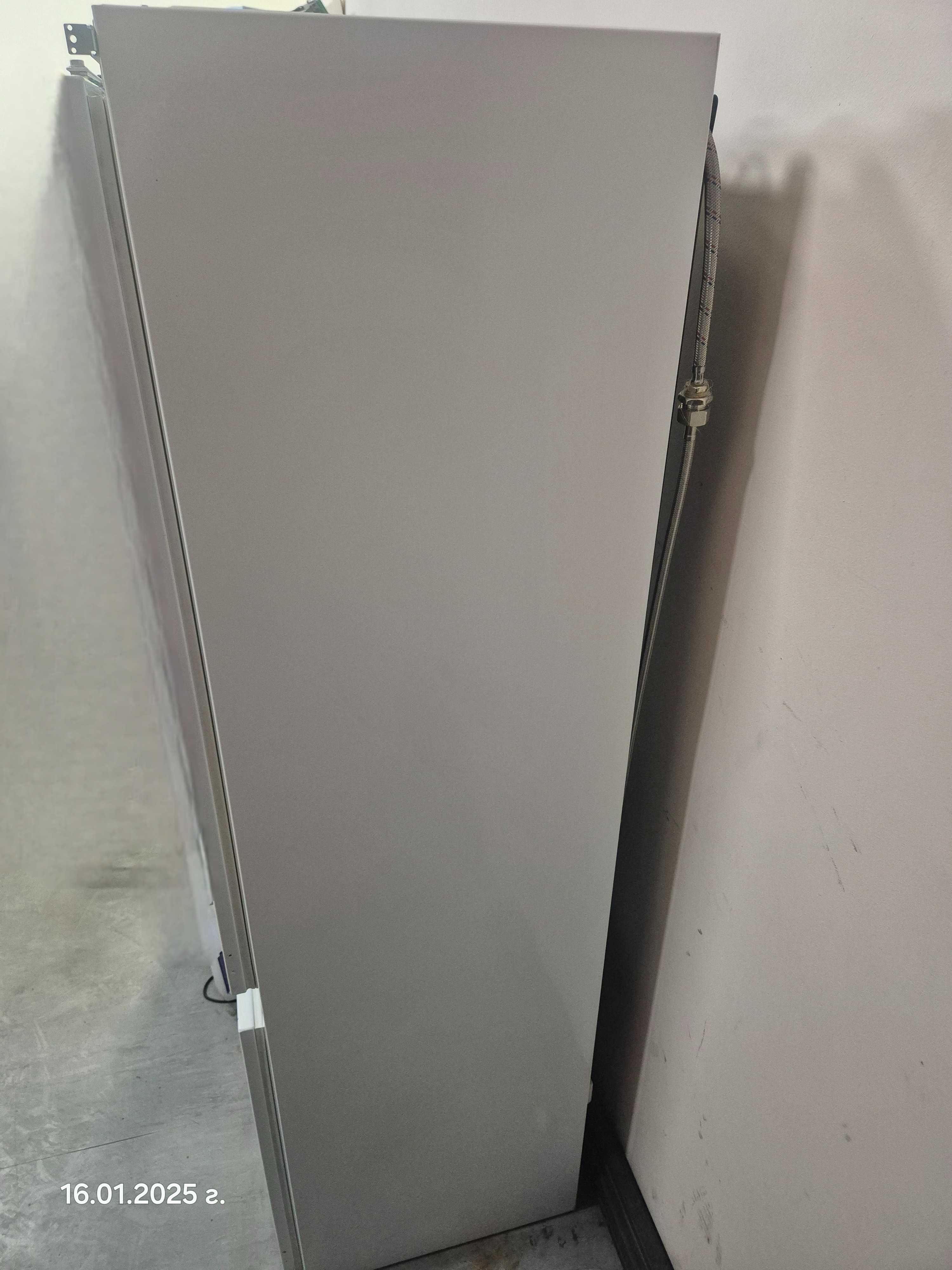 Продавам хладилник LIEBHERR Premium Plus BioFresh No Frost