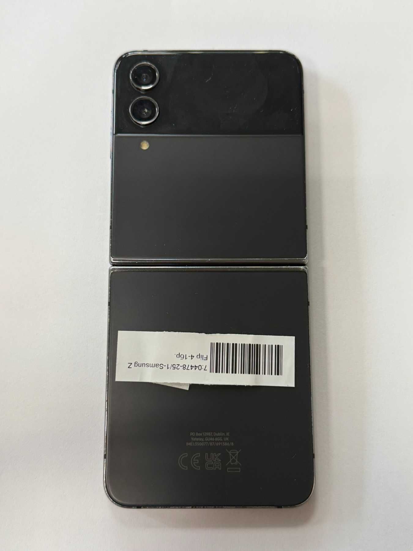 *** Перфектен *** Samsung Z flip 4