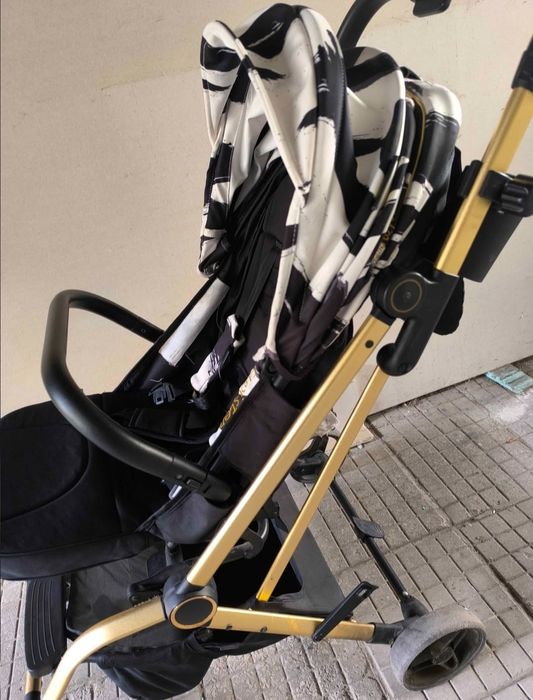 Лятна количка CHIPOLINO TWISTER 360° черна