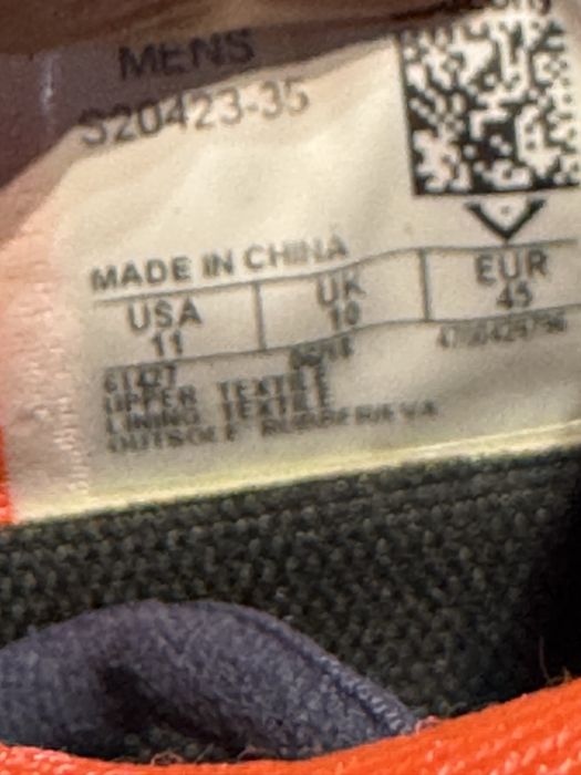 Маратонки SAUCONY JAZZ.Номер 45