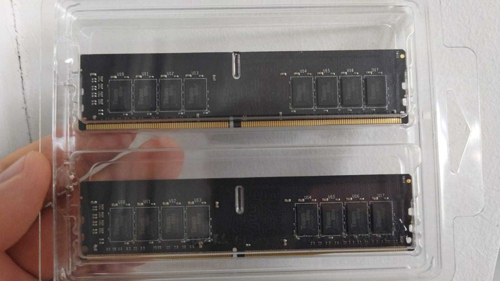 Memorie 16G DDR4 2666 (ca noua)