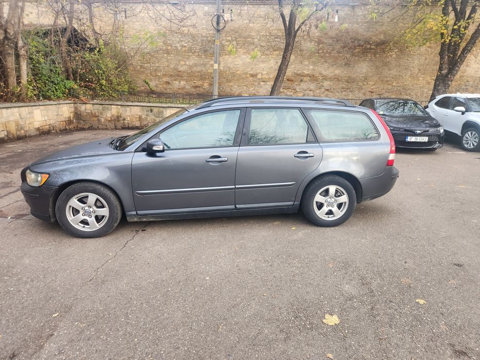 Volvo v50 înmatriculat motor 1.6 diesel