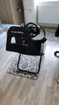 Scaun playseat și volan Logitech g27 cu pedale și schimbator