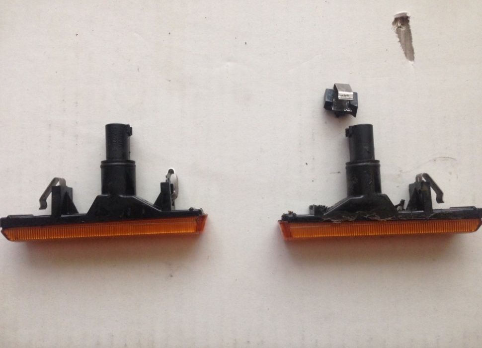 БМВ Е38 мигач ляв фейслифт десен 730д мигачи 740и 725 тдс Алпина бял М