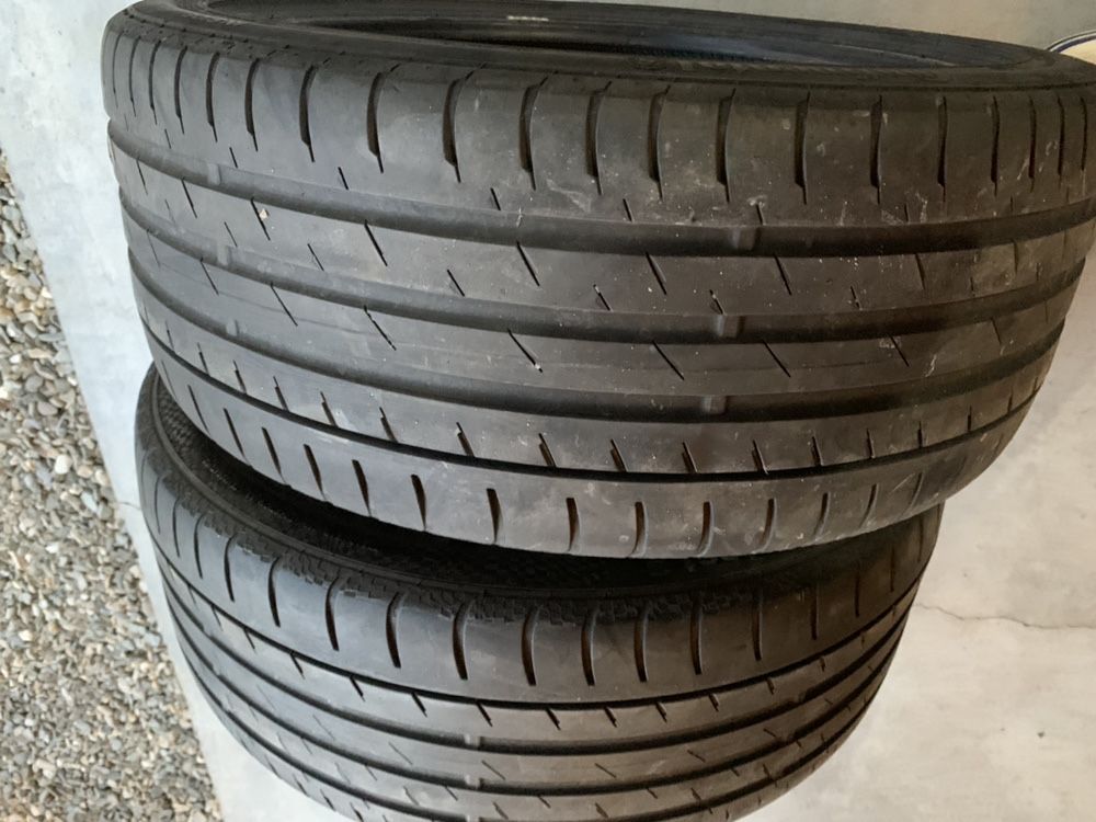 2 anv vara 235/40/19 Pirelli/Continental