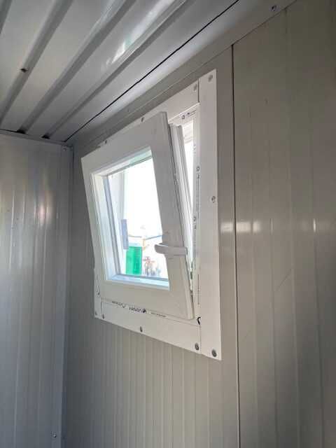 Modul Sanitar Racordabil – Duș și WC în Container Termoizolat