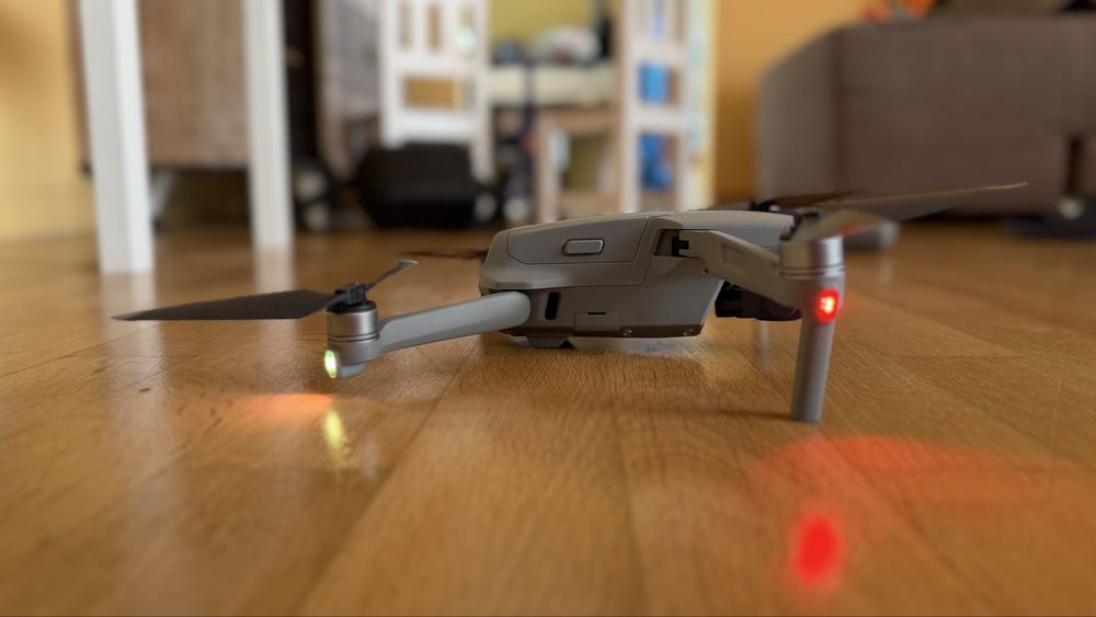 DJI Air 2 Combo – КАТО НОВ! + ПОДАРЪК Площадка за Кацане