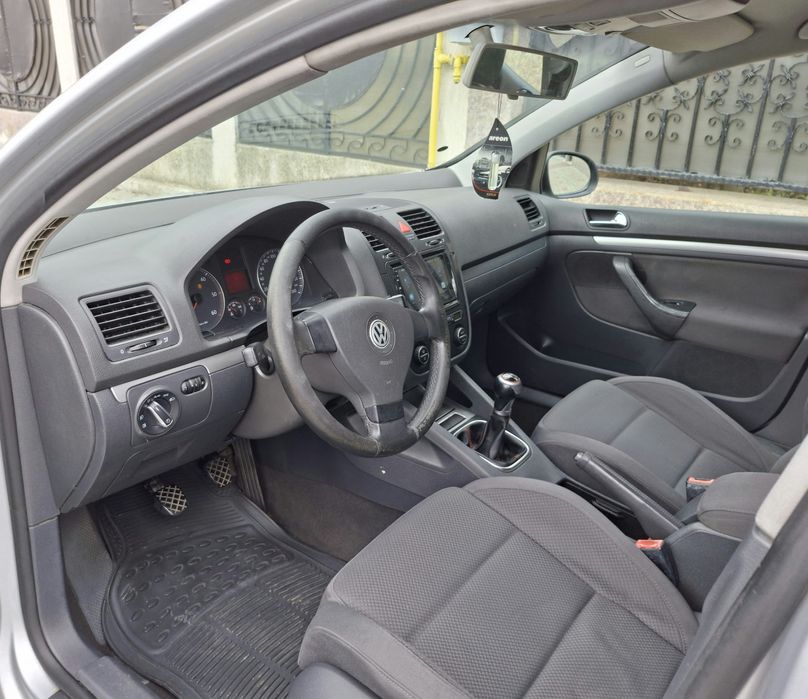 vw golf 5 2.0tdi 140cp 6+1trepte stare excelentă proprietar