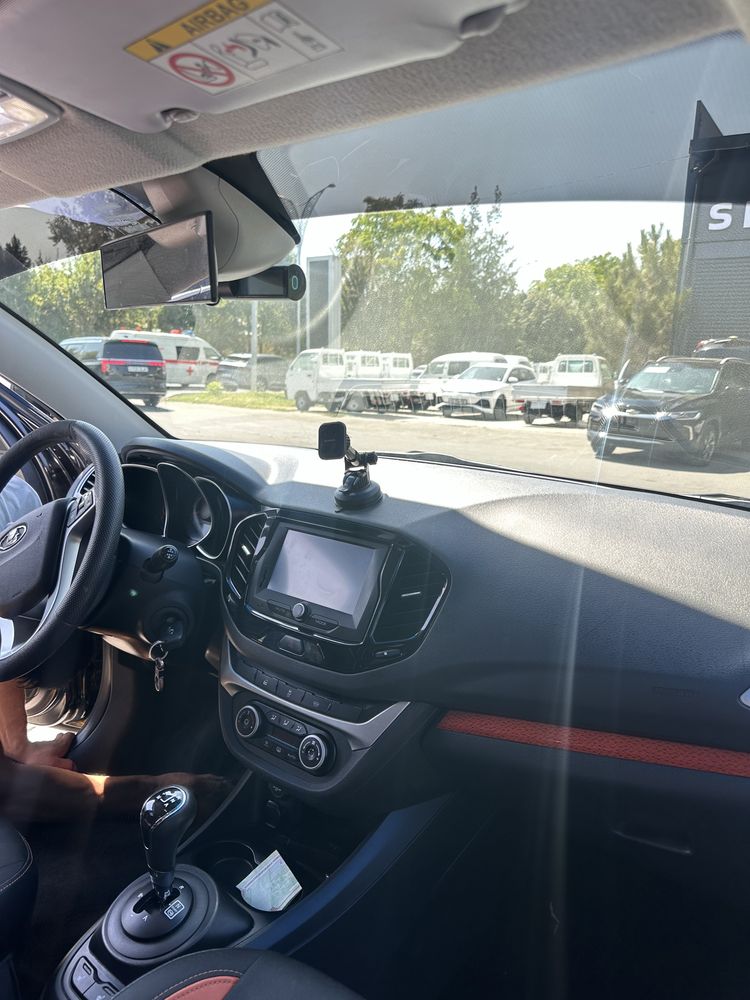 Лада Vesta Cross 1,8 робот.