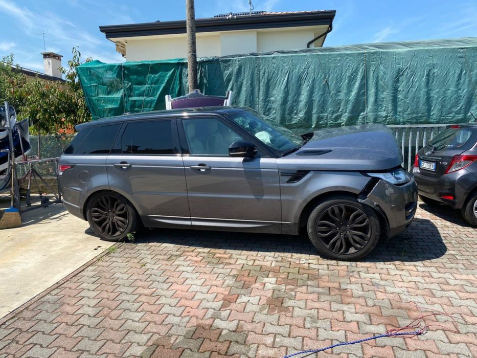 Range Rover Sport avariat 3.0 2016