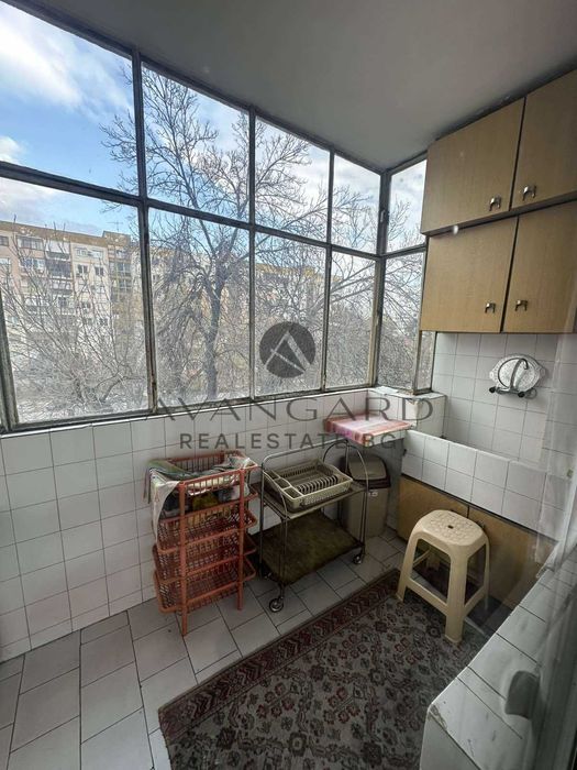 Продава се Тристаен апартамент в Пловдив, Кършияка - 92 кв.м за 2229 €/кв.м - Снимка #4