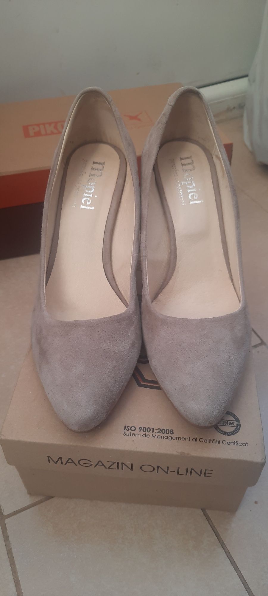 Pantofi stiletto piele naturala marimea 38